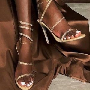 Meet your Posher, Bernadette